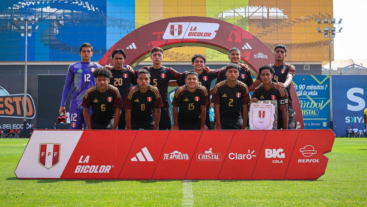 Los jugadores se presentaron al primer microciclo de esta año bajo la mirada del nuevo entrenador. (Foto: FPF)