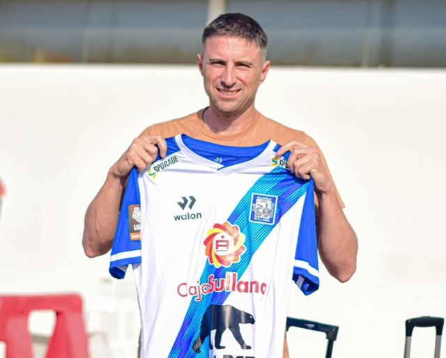 Luciano Theiler es el técnico de Alianza Atlético. (Foto: Alianza Atlético)