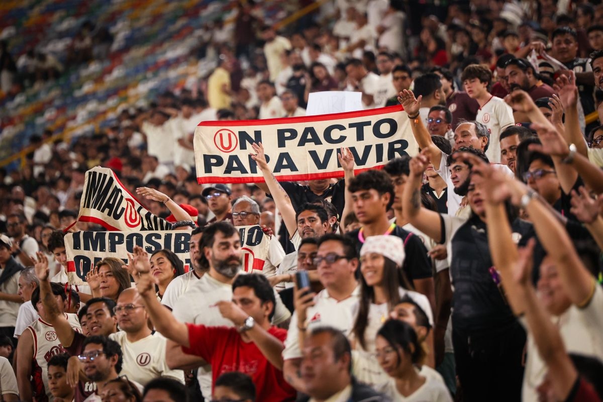 Día movido en Universitario: una situación inesperada generó preocupación entre los hinchas (Prensa U)