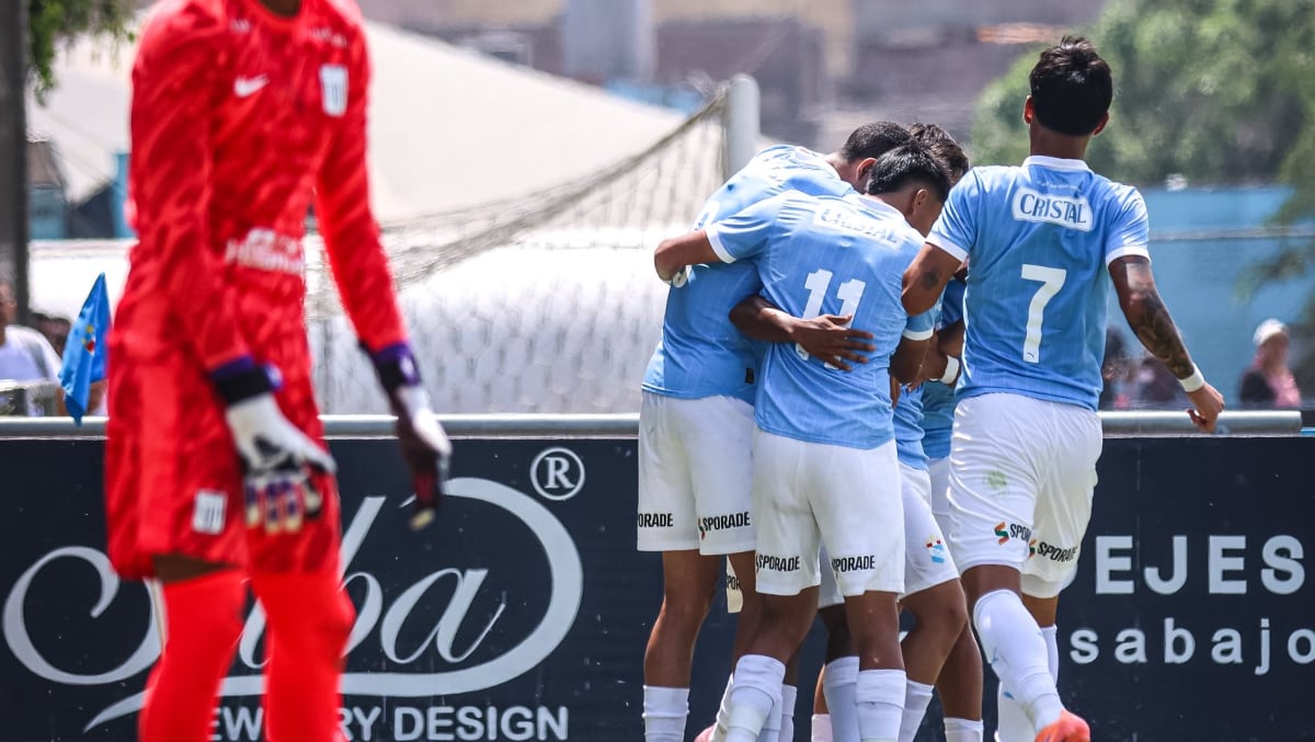 Cristal goleó a Alianza Lima en final Sub-18 y clasificó a Libertadores. (Foto: FPF)
