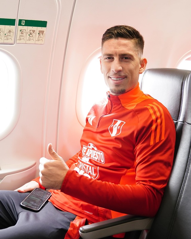 Los futbolistas de la Selección Peruana viajaron a Quito para el partido ante Ecuador. (Foto: FPF)
