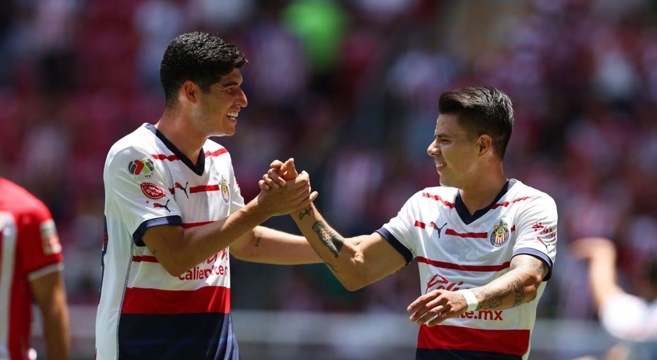 Chivas jugará contra el equipo de un ex jugador del 'Rebaño', Alan Pulido, quien se encuentra suspendido. (Foto: AFP)