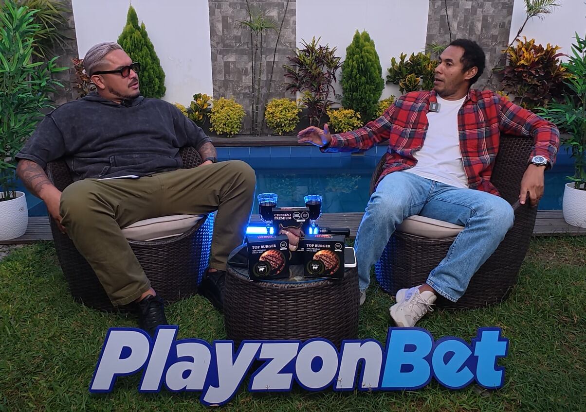 Carlos Lobatón y 'Loco' Vargas conversaron en el podcast 'La Parrilla del Loco'. (Captura)