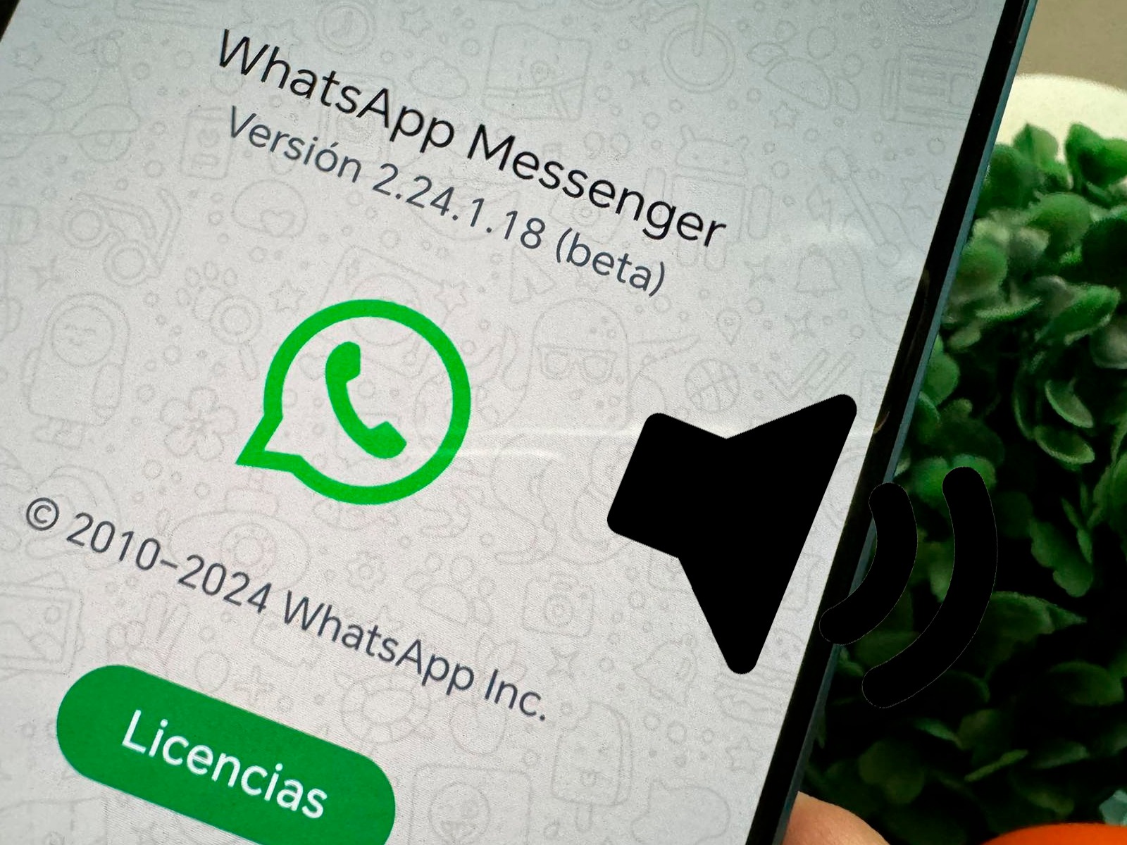 WHATSAPP | Conoce el método para saber quién te escribió en WhatsApp sin necesidad de sacar el celular. (Foto: Depor - Rommel Yupanqui)