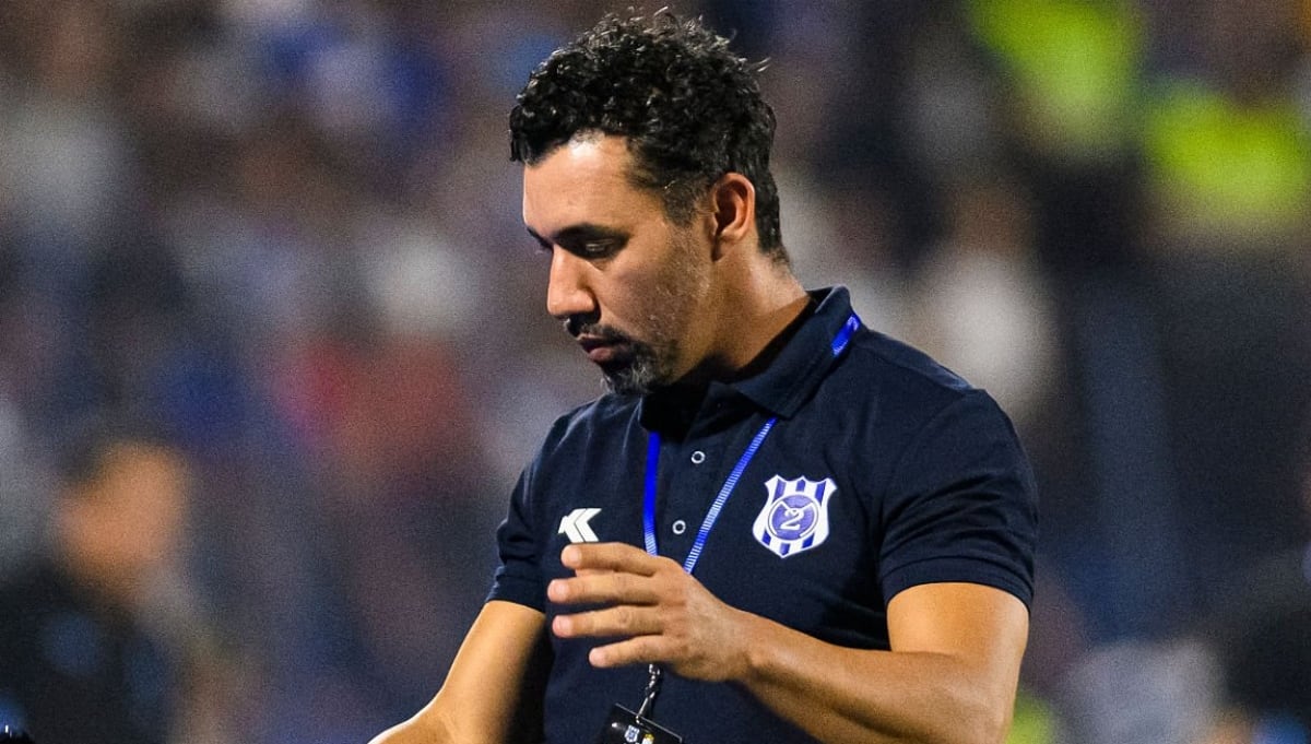 Eduardo Ledesma es de entrenador de 2 de Mayo desde diciembre del 2025. (Foto: Getty Images)