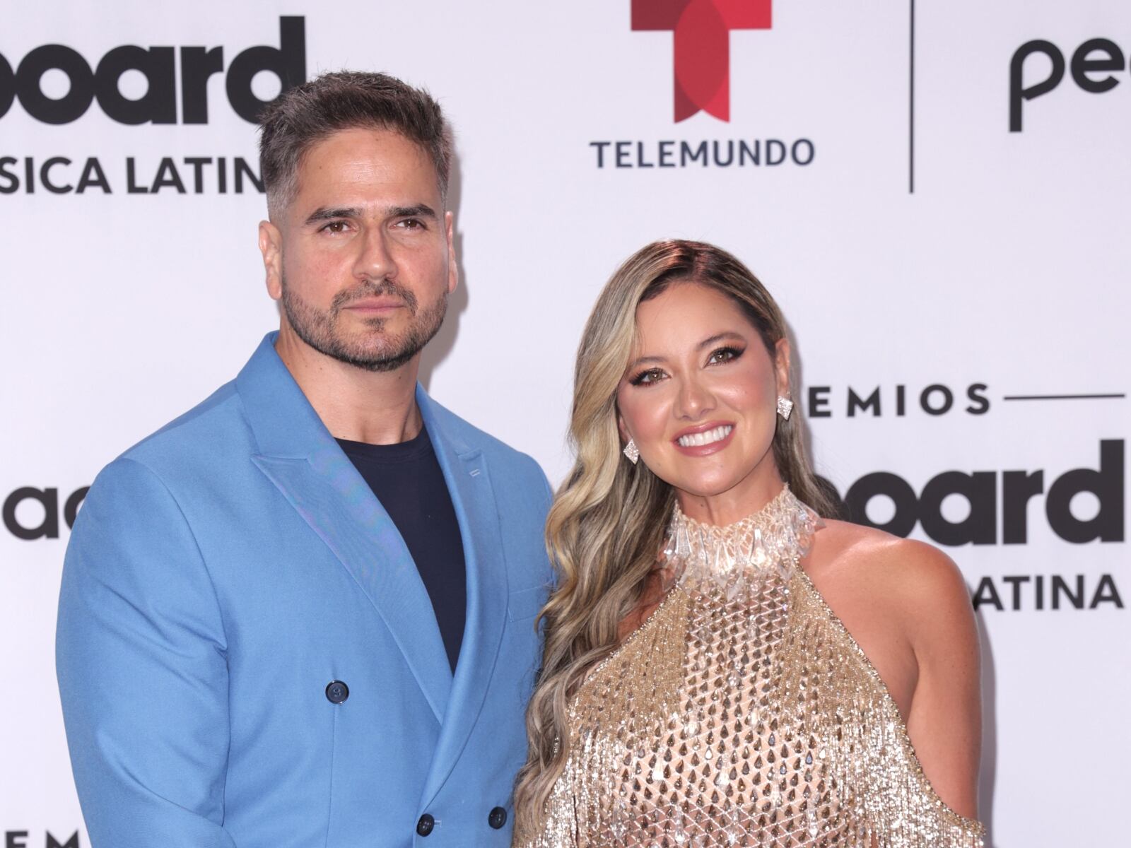 Rumores sobre una separación habían rondado a la pareja de Daniel Arenas y Daniela Álvarez (Foto: Telemundo Internacional)