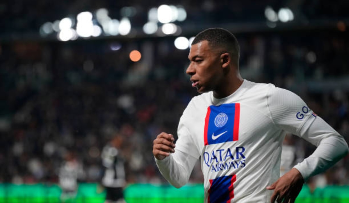 Kylian Mbappé tiene contrato con PSG hasta 2024. (Foto: Getty Images)