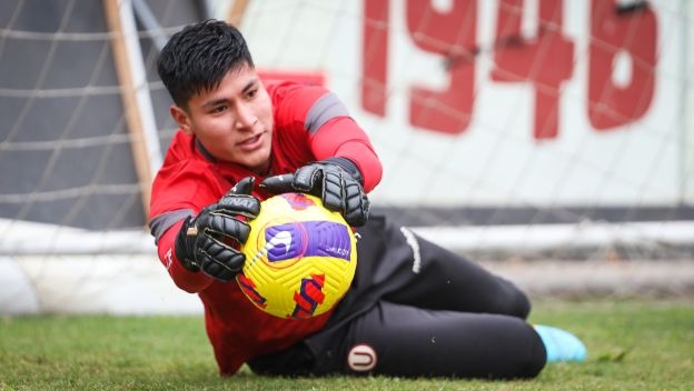 Jorge Fossati mostró su confianza en Diego Romero. (Foto: Universitario de Deportes)