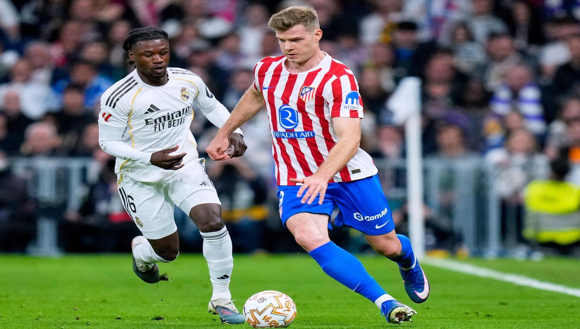 Los colchoneros buscarán ponerle un freno al líder en el partidazo Atlético vs Barcelona (Crédito: Alamy Stock Photo).