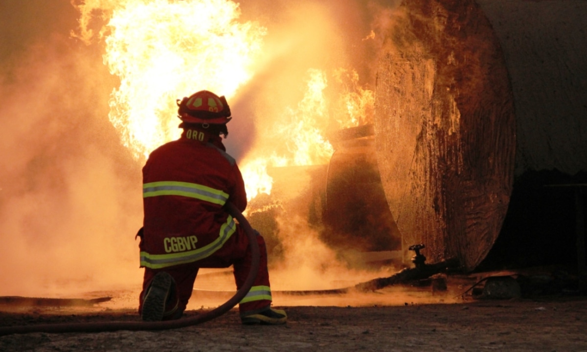 Los bomberos se encargan de apagar los incendios. (Foto: Cuerpo General de Bomberos Voluntarios)