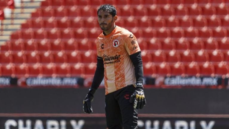 Corona debuta con Xolos