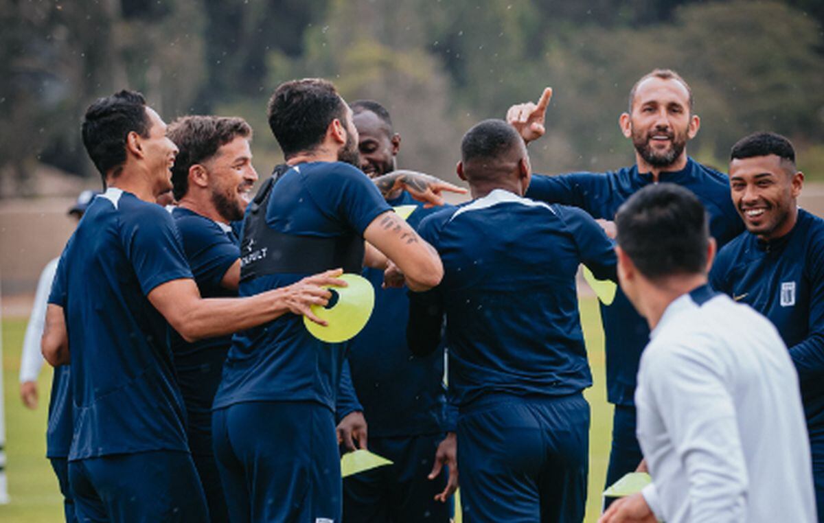 Alianza Lima concentrará el domingo para el encuentro con Once Caldas por la 'Noche Blanquiazul'. (Foto: Alianza Lima)
