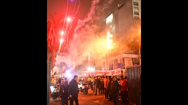 Desde El Estadio Nacional, se realizó el banderazo previo al partido de Perú vs. Uruguay por las Eliminatorias Mundial 2026. (Foto: ITEA)
