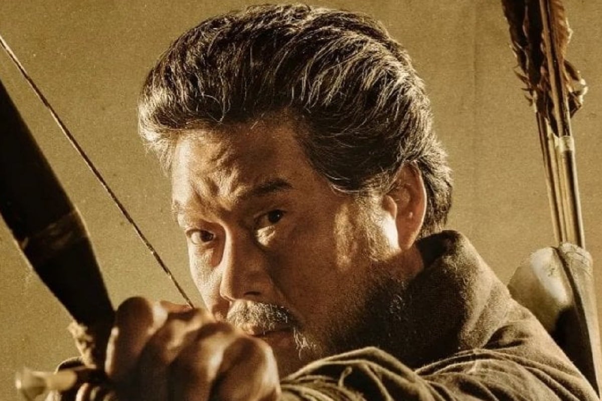 Yoo Jae-myung como Choi Chung-soo en la serie surcoreana "La canción de los bandidos" (Foto: Netflix)