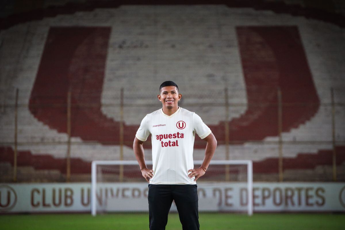 Edison Flores a Universitario: fichaje crema confirmado hasta 2024. (Universitario)