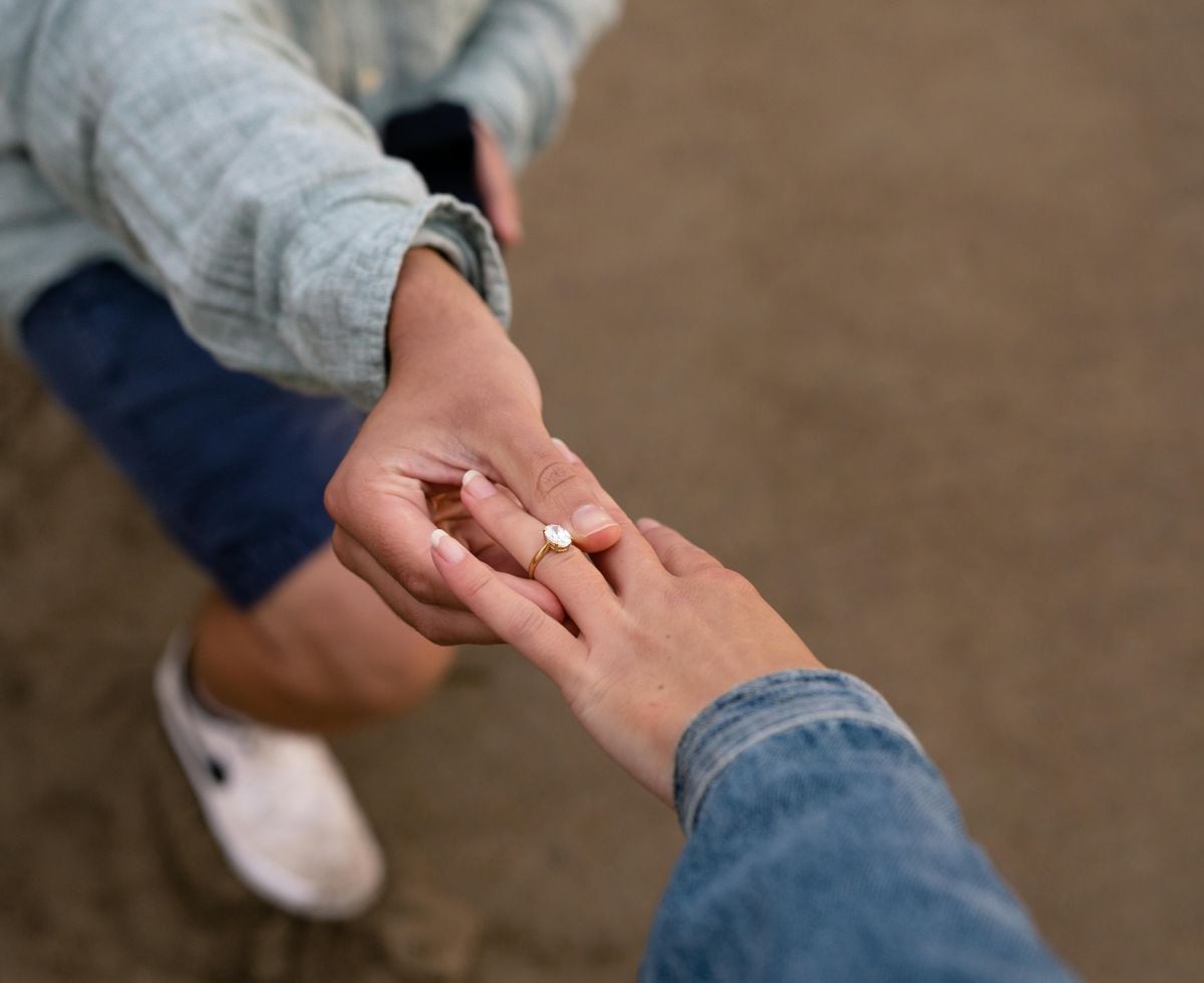 FRASES | Pídele a tu pareja matrimonio de la forma más romántica. ¡Inspírate en estas ideas! (Foto: Marcus Silva / Pexels)