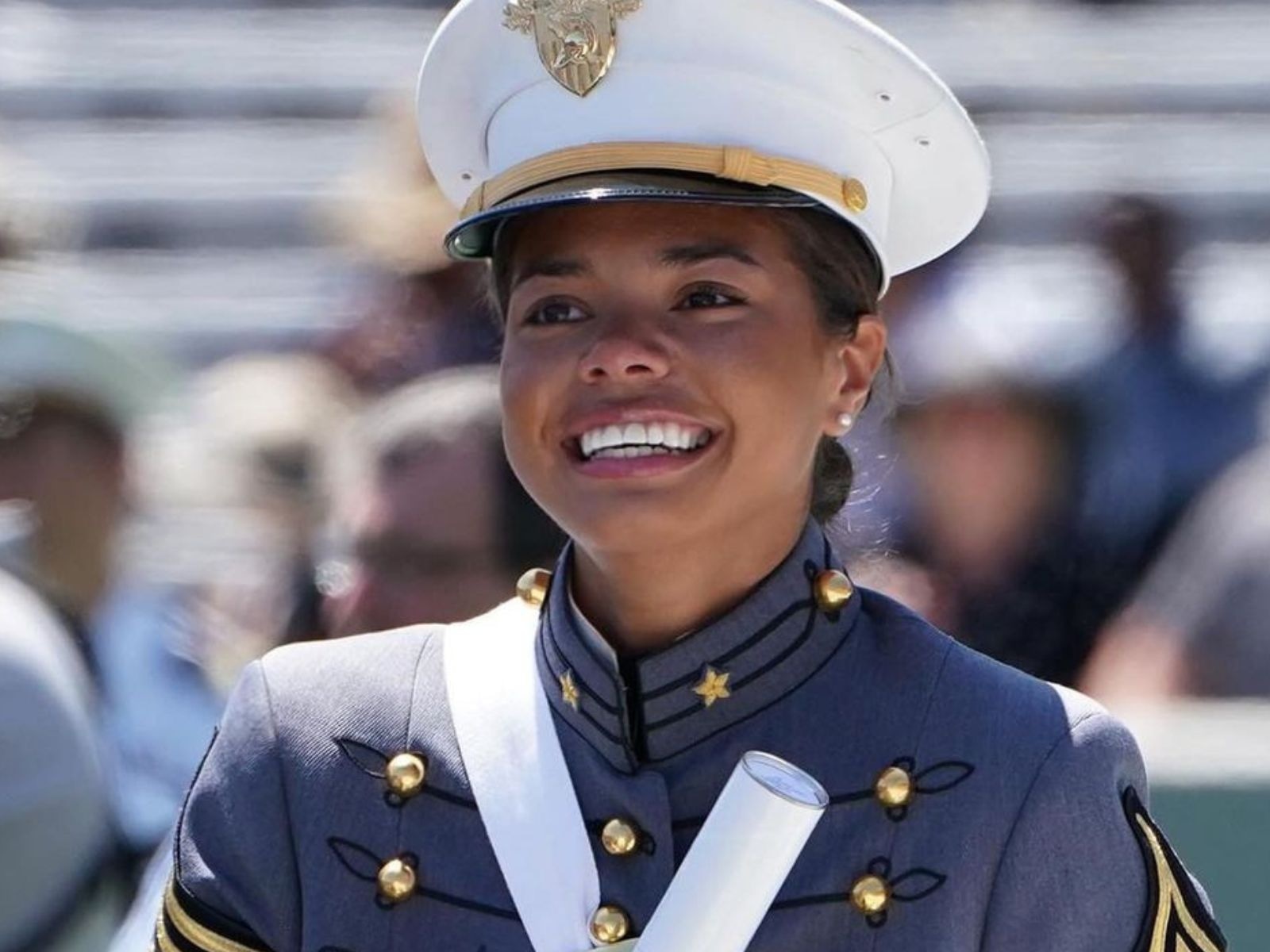 Alma Cooper forma parte del ejército estadounidense. Además, cursa una maestría en Ciencia de Datos (Foto: @alma.cooper / Instagram)
