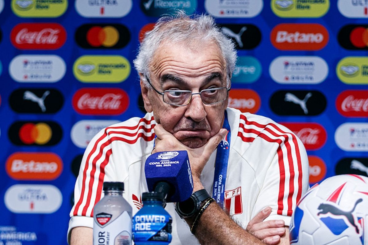 Jorge Fossati asumió las riendas de la Selección Peruana en reemplazo de Juan Reynoso. (Foto: Getty Images)