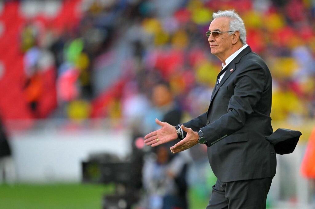 Jorge Fossati tendría posibilidad de volver tras su débil paso por la Selección Peruana. (Photo by Rodrigo BUENDIA / AFP)