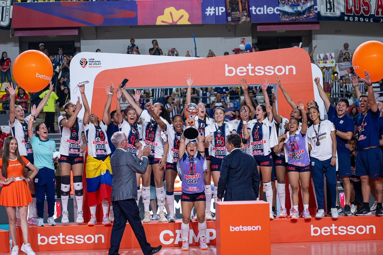 Alianza Lima consiguió su segundo tricampeonato en el vóley peruano. (Foto: GEC)