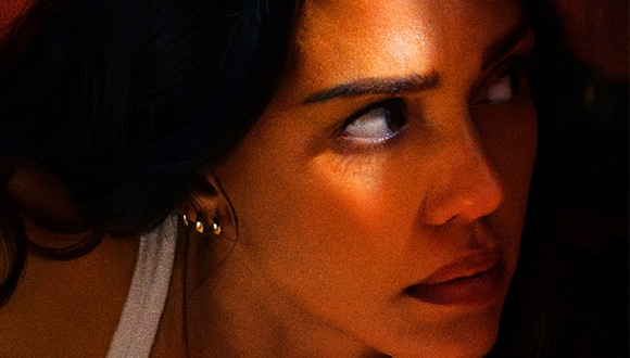 Jessica Alba asume el rol de la agente especial Parker en la película de acción "Detonantes" (Foto: Netflix)