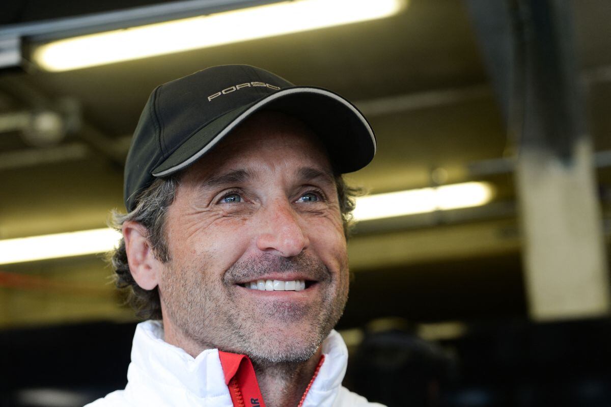 El actor estadounidense y copropietario del equipo Dempsey-Proton Racing Patrick Dempsey reacciona en su boxes, el 13 de junio de 2019, durante la segunda sesión de práctica de clasificación en Le Mans, noroeste de Francia, antes de la 87° edición de la carrera de resistencia de las 24 Horas de Le Mans (Foto: Jean-Francois Monier / AFP)