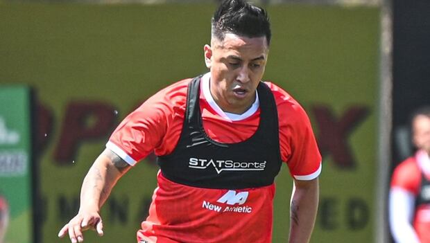 Christian Cueva registra un gol con Cienciano. (Foto: Cienciano)