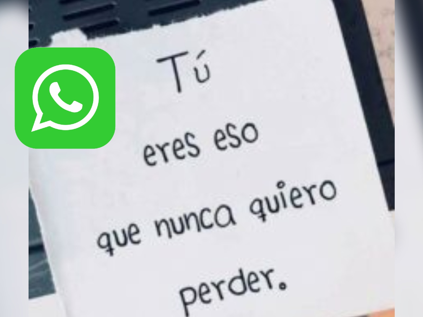 WHATSAPP | Sorpréndelo con frases como: "El amor tiene dos letras, tú". (Foto: Pinterest)