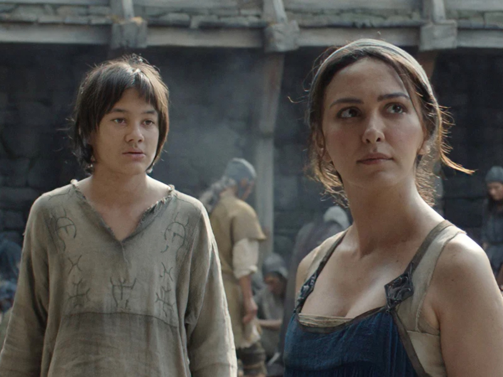 Nazanin Boniadi se despide de “Los anillos de poder” para centrarse en el movimiento #WomanLifeFreedom en Irán (Foto: Amazon Studios)