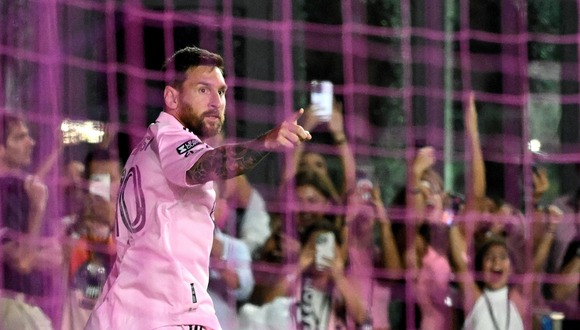 Lionel Messi ya sabe lo que es ganar al Orlando City de Pedro Gallese. (Foto: GIORGIO VIERA / AFP)