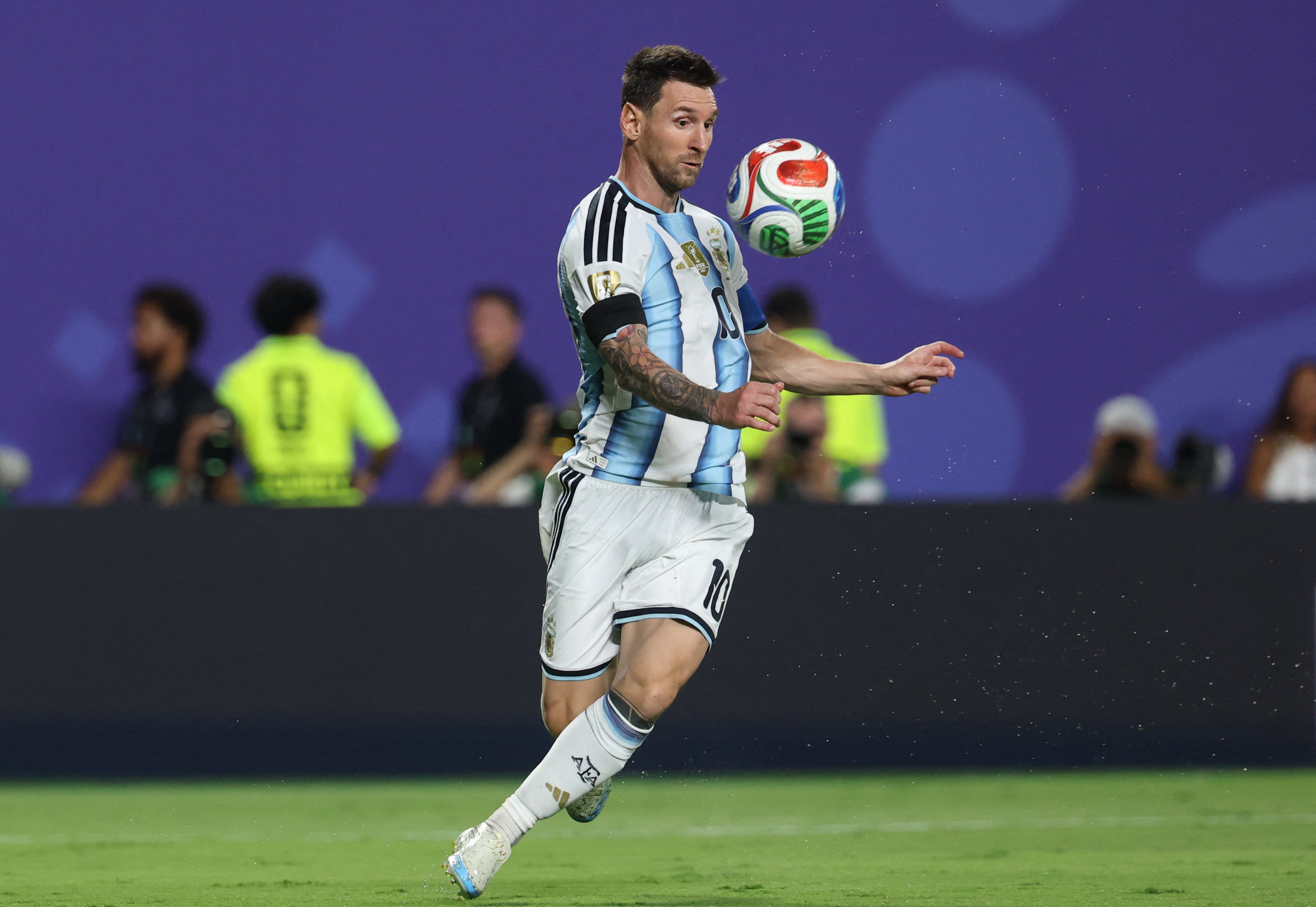 Argentina's forward #10 Lionel Messi controls the ball during the 2026 World Cup football tournament quarter-final match between Argentina and Switzerland at the Kansas City Stadium in Kansas City on July 11, 2026. (Photo by Odd ANDERSEN / AFP)