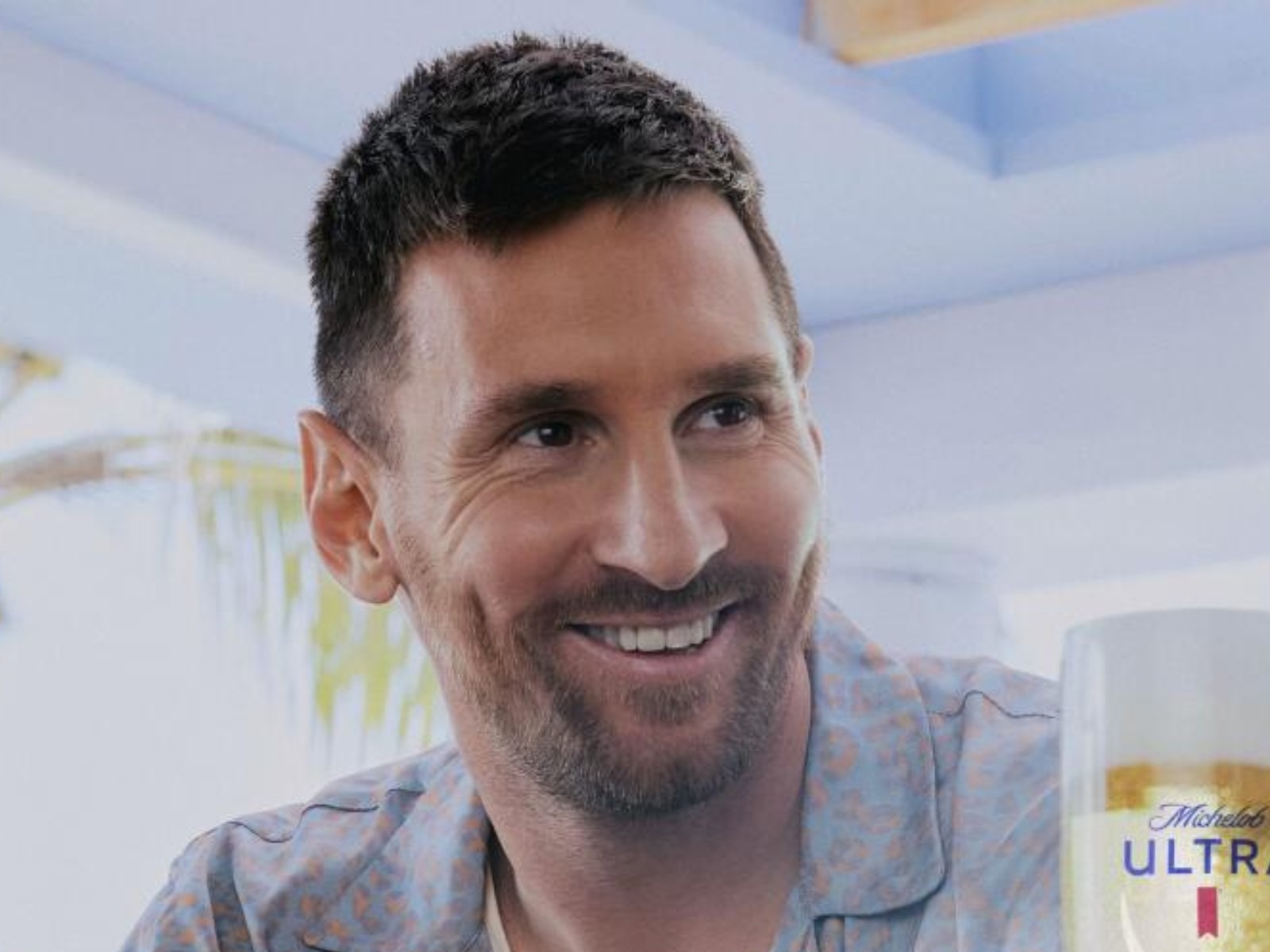 Lionel Messi, en un momento del comercial que se emitirá durante el entretiempo del Super Bowl 2024. (Foto: Michelob ULTRA)