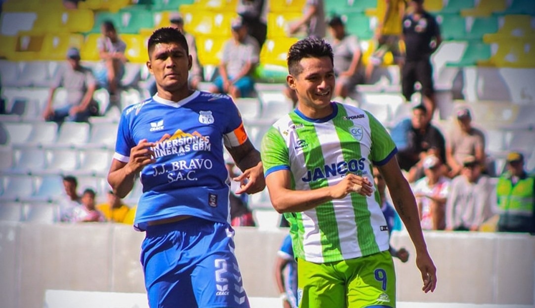 La Liga 2 corre el riesgo de jugarse con el 50 % de los equipos. (Foto: Santos FC)