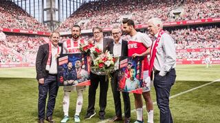 Es un hasta luego: el homenaje de despedida que recibió Claudio Pizarro antes del Bayern Munich vs. Colonia
