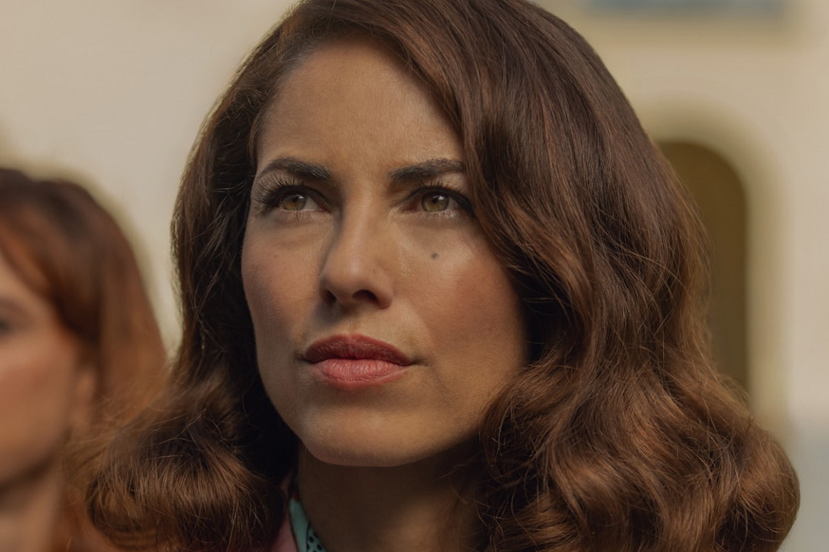 Bárbara Mori interpreta a María en la serie mexicana "Las azules" (Foto: Apple TV+)