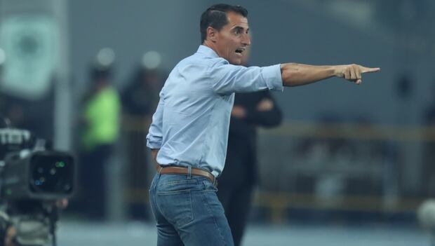 Guillermo Farré viene siendo el blanco de duras críticas por parte de los hinchas de Sporting Cristal. (Foto: GEC)