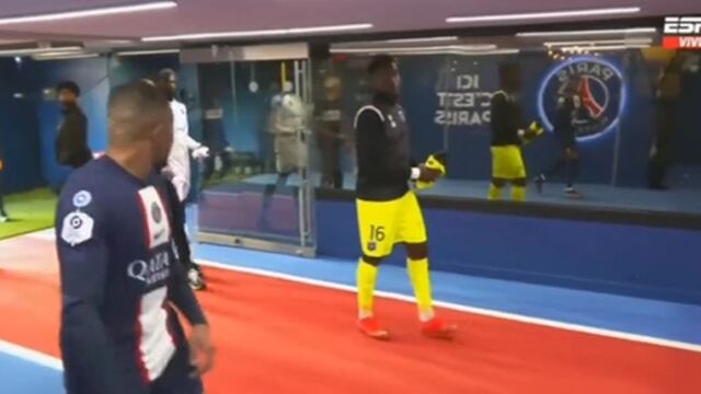 ¡Te están grabando! El polémico gesto de Mbappé con un rival al final del partido de PSG
