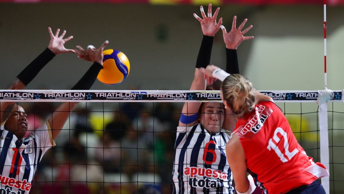 Alianza Lima y San Martín se enfrentaron por la final de vuelta de la LNSV este domingo. (Foto: Jesús Saucedo / Depor)