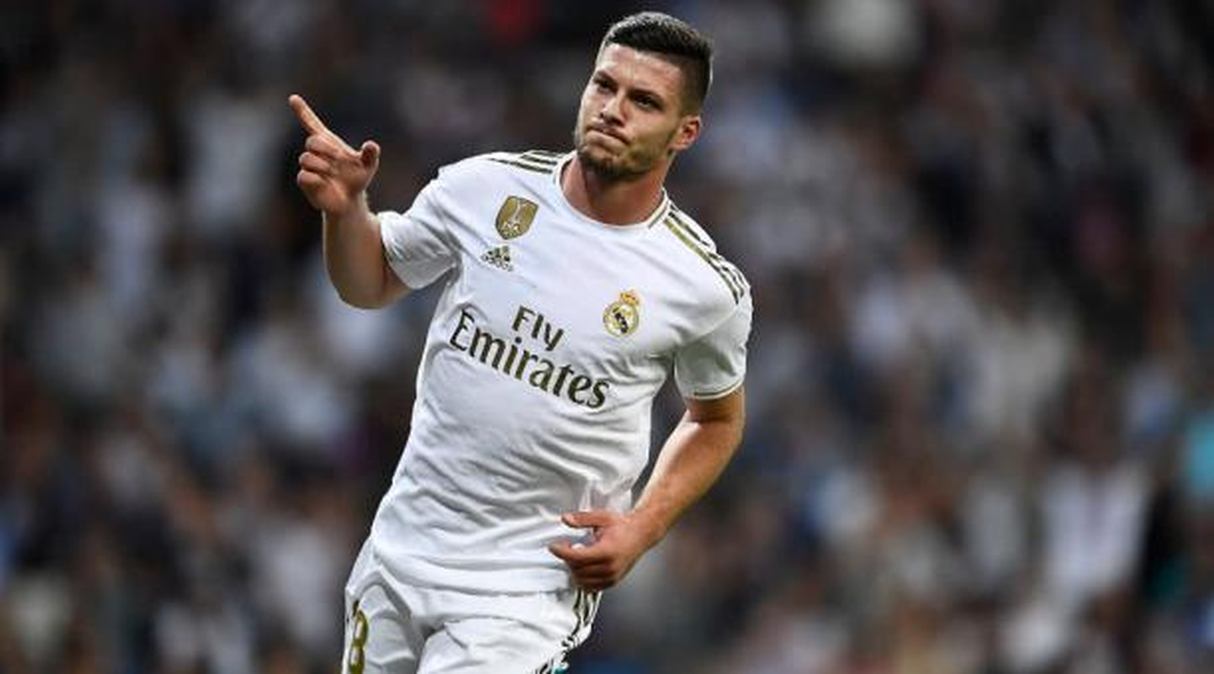 Luka Jovic llegó al Real Madrid por 63 millones de euros. (Foto: AFP)