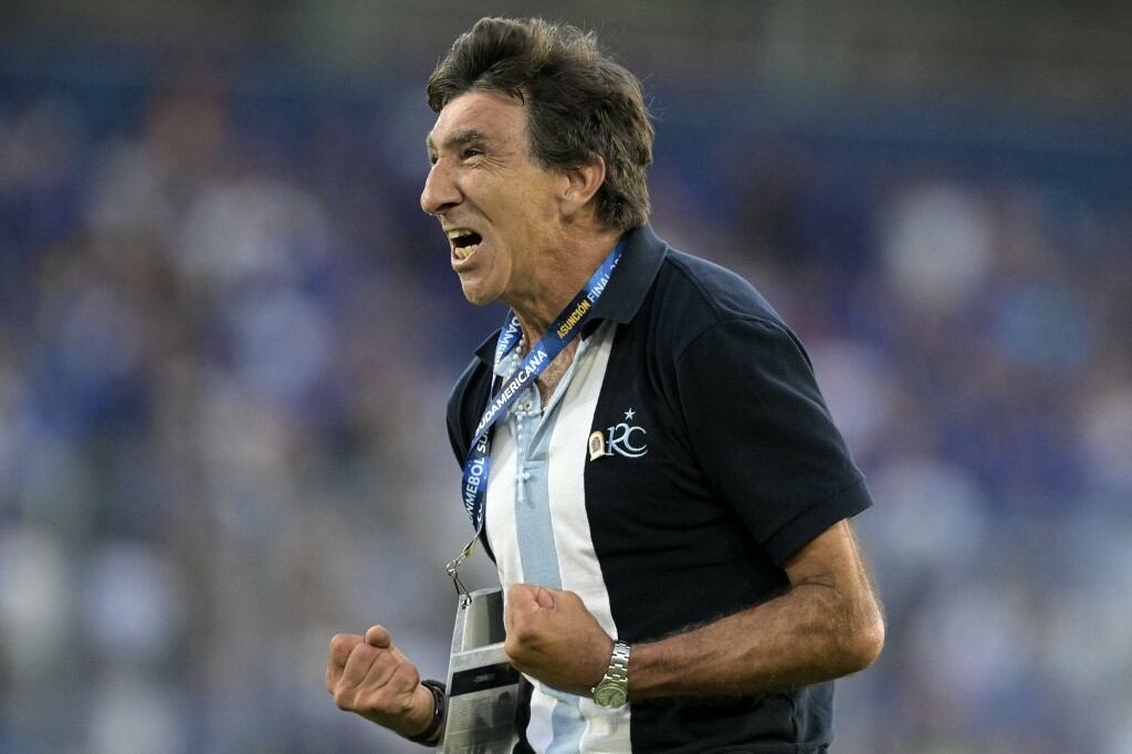 Gustavo Costas es el actual entrenador de Racing Club. (Foto: AFP)