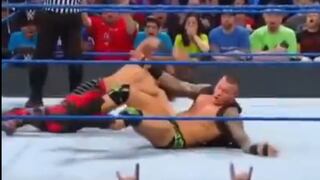 ¡Qué tal RKO! Randy Orton le arruinó la celebración a Mustafa Ali en SmackDown Live [VIDEO]