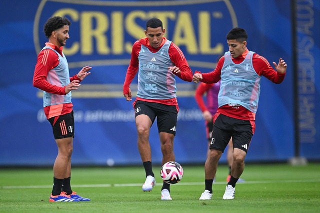 La Selección Peruana entrena en Videna, previo a los duelos ante Colombia y Ecuador por Eliminatorias al Mundial 2026. (Foto: FPF)