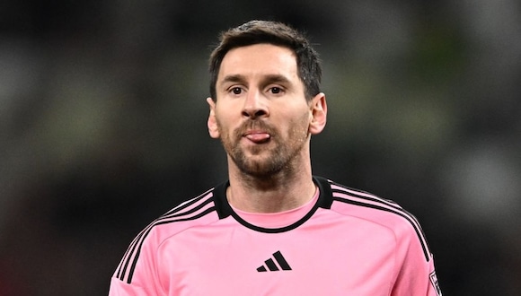 Lionel Messi viste la camiseta del Inter Miami. | Foto: AFP