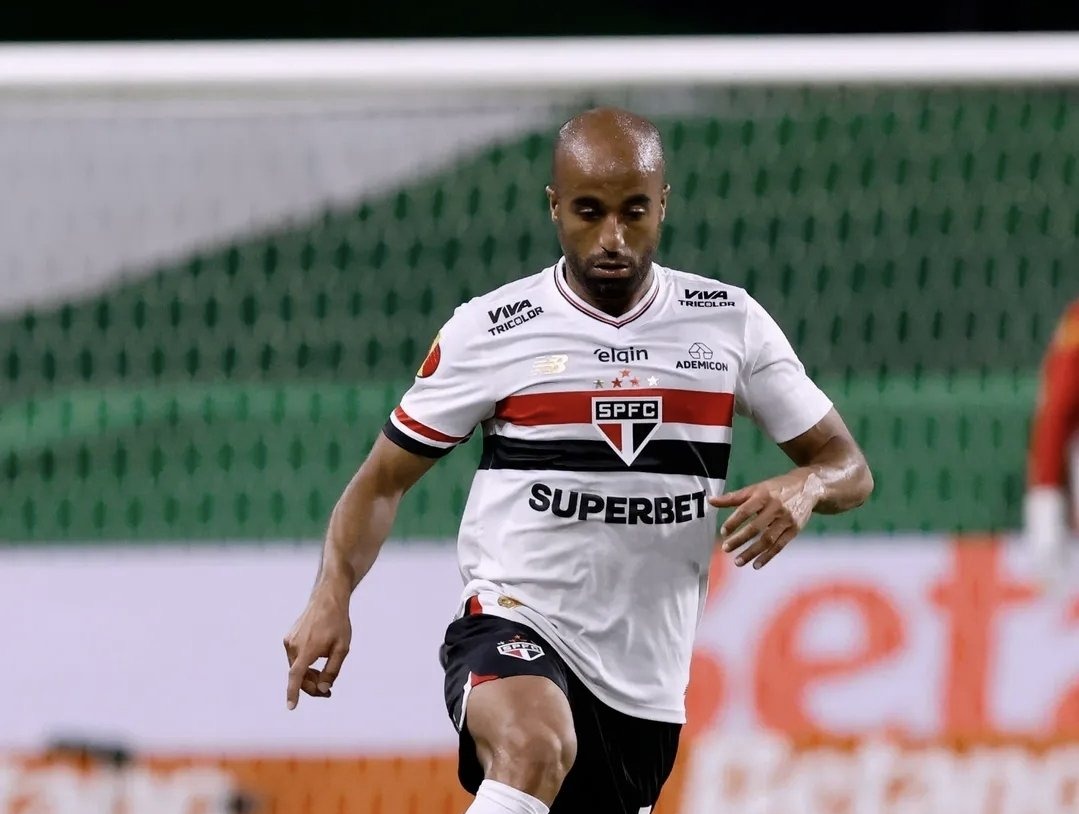 Lucas Moura se va a perder el debut de Copa Libertadores ante Talleres.