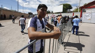 Hinchas con camiseta de Alianza Lima fueron al estadio pese a prohibición [FOTOS]