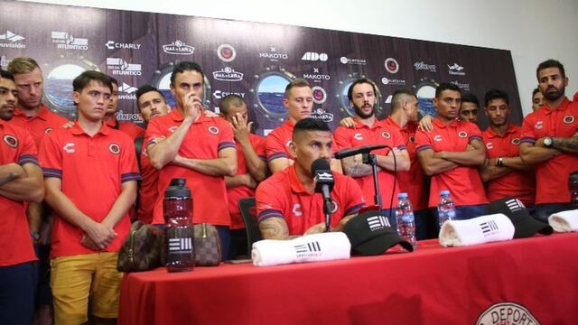 De jugar tres Mundiales a no tener agua para bañarse: Carlos Salcido reveló la miseria en que vive Veracruz