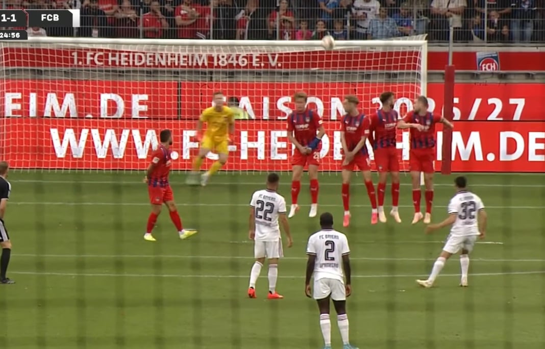 Felipez Chávez marcó gol en pretemporada con el Bayern Múnich. (Foto: Captura Bayern Múnich)