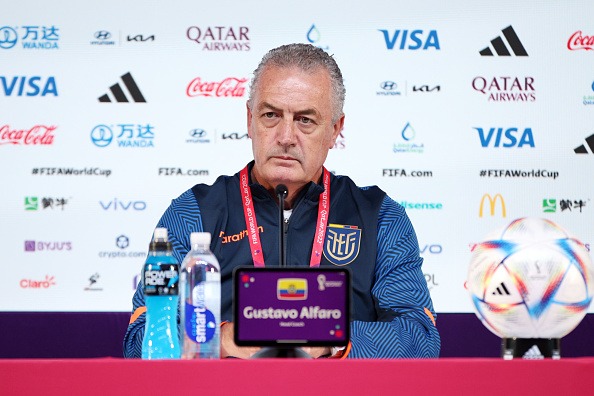 Gustavo Alfaro clasificó y dirigió a Ecuador en el Mundial Qatar 2022. (Foto: Getty Images)
