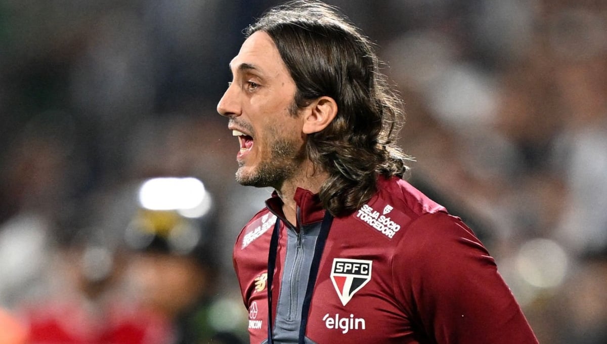 Luis Zubeldía está dirigiendo su segunda temporada en Sao Paulo. (Foto: Getty Images)