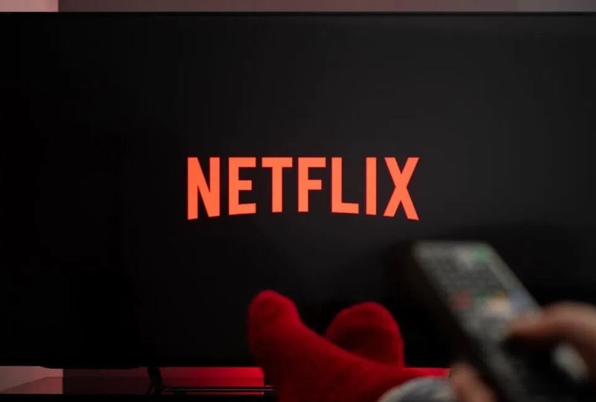 Aquí te digo qué hacer si no tienes en tu televisor Netflix. (Foto: Composición)